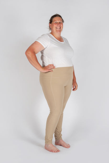 Competition riding leggings in beige